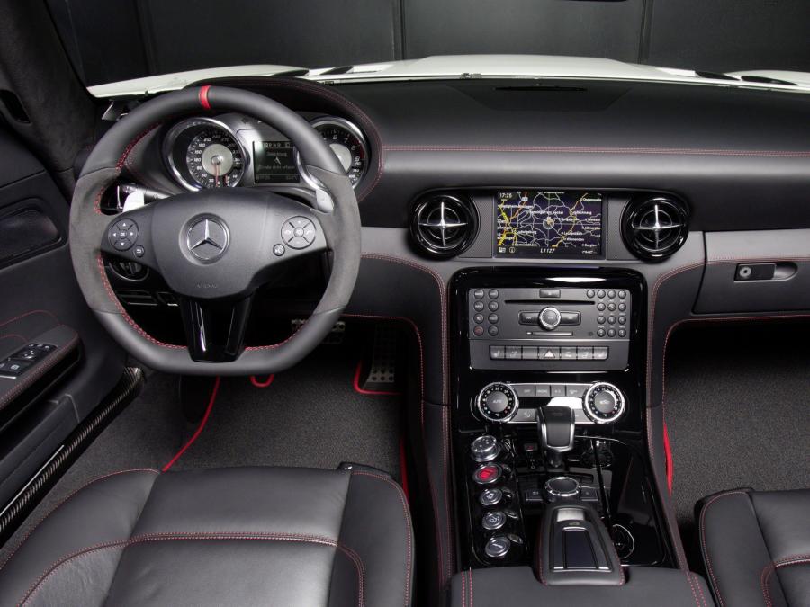  Mercedes-Benz SLS AMG GT Roadster 2012 года  (фото 46 из 47)
